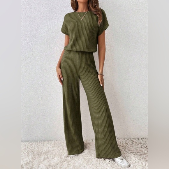 🩵 2 piece outfit tee shirt & wide leg pants lounge ribbed knit soft